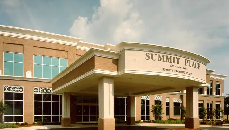 Summit Crossing exterior